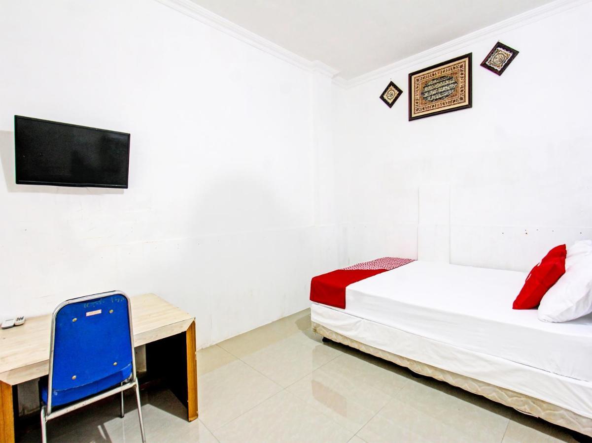 Oyo 3741 Mutiara Syariah 1 Hotel Mataram Kültér fotó