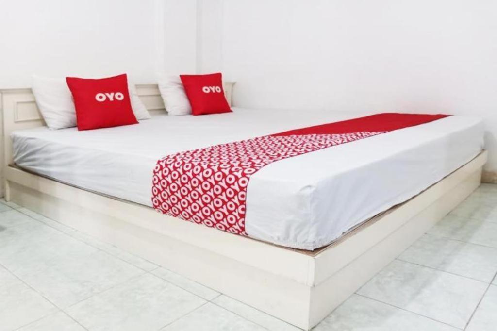 Oyo 3741 Mutiara Syariah 1 Hotel Mataram Kültér fotó